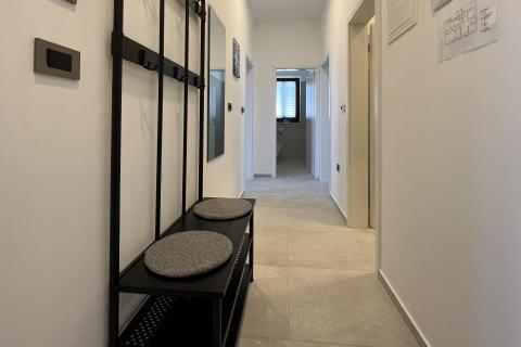 Istra, Poreč - okolica, stan s dvije spavaće sobe i pogledom na more