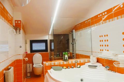 Senj-  predivan stan 1. red do mora 101 m2