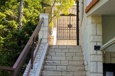 Senj-  predivan stan 1. red do mora 101 m2