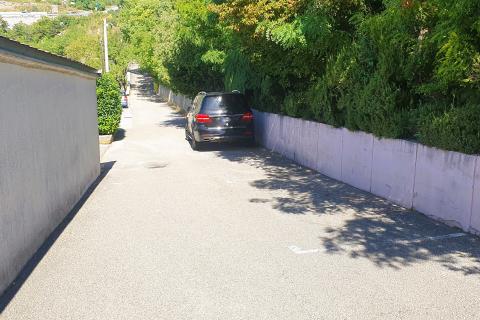 Senj-  predivan stan 1. red do mora 101 m2