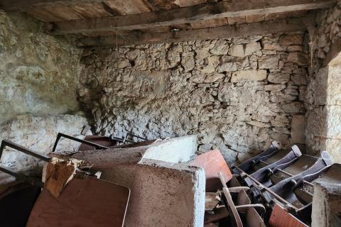 House Hum, Buzet, 800m2