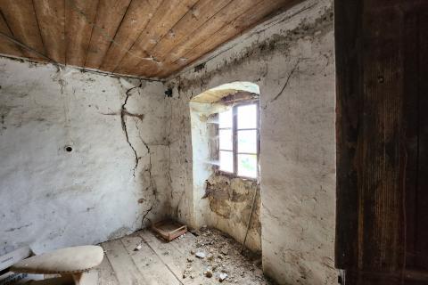 House Hum, Buzet, 800m2