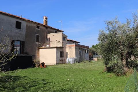 Istra, Novigrad, okolica, unikatna autohtona istarska kuća s vrtom - samo 30 metara od mora