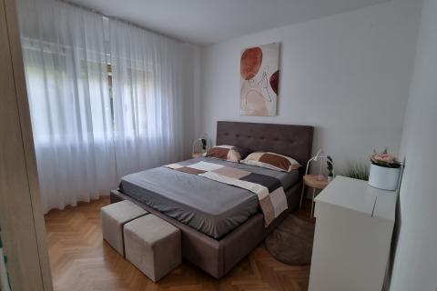 Opatija, Volosko, Stan 2S+DB, površine 68m2, novoadaptiran