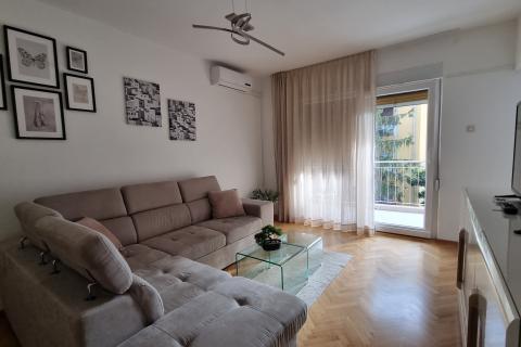 Opatija, Volosko, Stan 2S+DB, površine 68m2, novoadaptiran