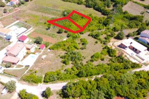 Земельный участок нестроительного назначения Šorići, Kanfanar, 783m2