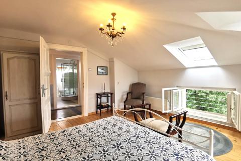 OPATIJA,LOVRAN- 2. RED DO MORA, stan 140 m2, balkon, parking, pogled na more