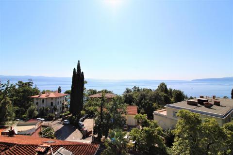 OPATIJA,LOVRAN- 2. RED DO MORA, stan 140 m2, balkon, parking, pogled na more