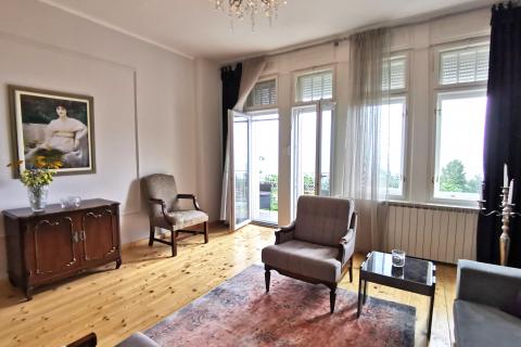 OPATIJA,LOVRAN- 2. RED DO MORA, stan 140 m2, balkon, parking, pogled na more