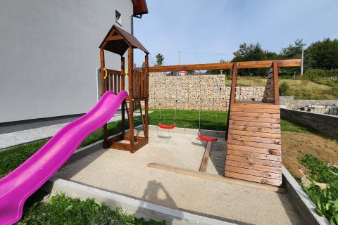 Stari Laz - luksuzna kuća za odmor sa okućnicom 758 m2