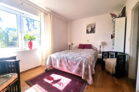 OPATIJA- stan 3S+DB u vili, 100 m od mora, parking, balkon, pogled na more