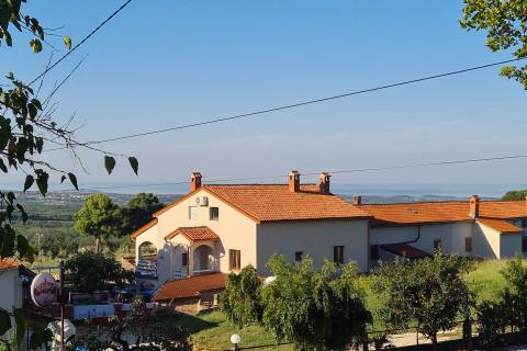 Casa Kaštelir, Kaštelir-Labinci, 180m2