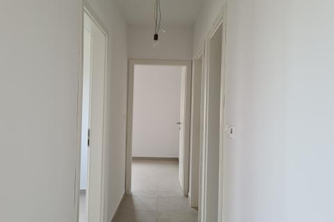 Poreč: Moderan stan 3 ss u prizemlju + dvorište 160 m2