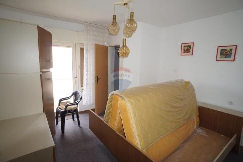 Grad Krk, obiteljska kuća u centru grada