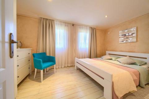 Дом Dobrinj, 75m2