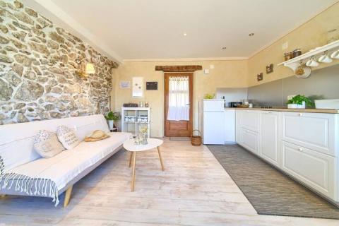 Дом Dobrinj, 75m2