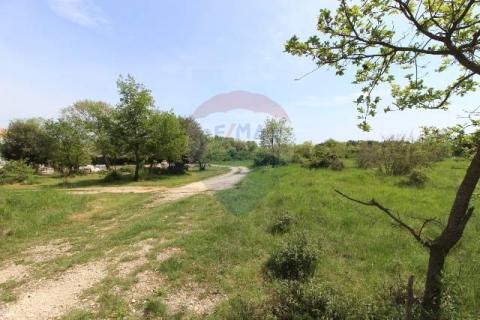 ŠIŠAN, negrađevinsko zemljište na lijepoj lokaciji