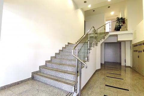 Zagreb, Savska cesta, roh bau poslovni prostor 316 m2+2 VPM