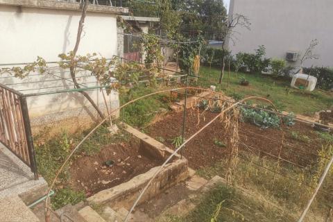 Rijeka, Grbci, Kuća 396 m2 s tri etaže i dva pomoćna objekta