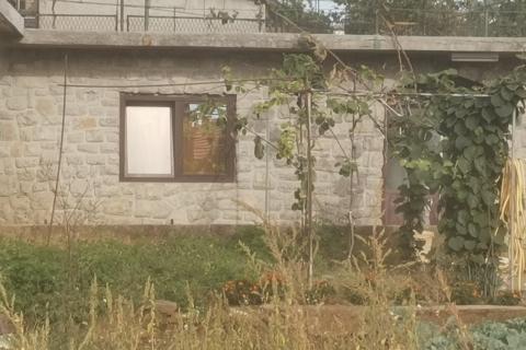 Rijeka, Grbci, Kuća 396 m2 s tri etaže i dva pomoćna objekta