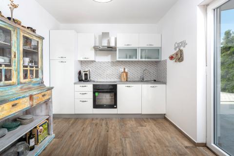 Istra, Duga uvala - nova kuća s bazenom, pogled na more