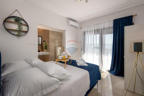 Opatija, Ičići-stan za najam s pogledom na more, bazen