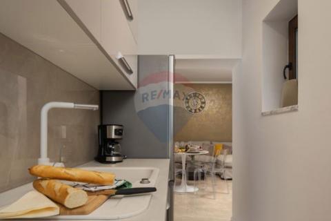 Opatija, Ičići-stan za najam s pogledom na more, bazen