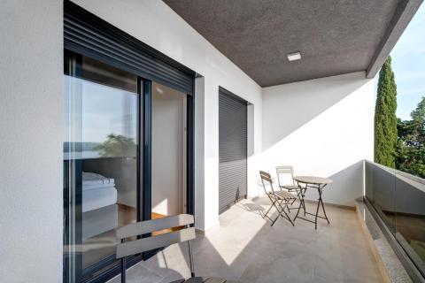 Dramalj, Crikvenica - kuća s bazenom