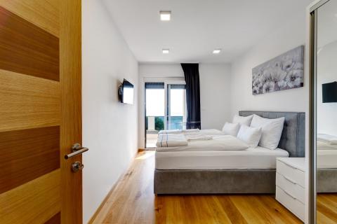 Dramalj, Crikvenica - kuća s bazenom