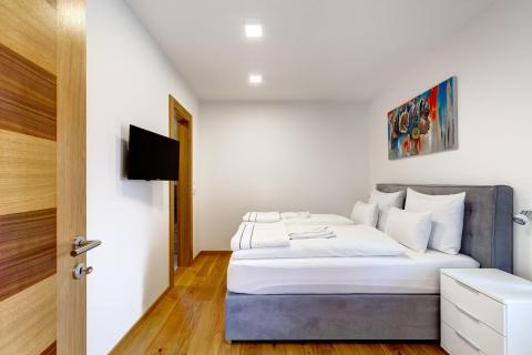 Dramalj, Crikvenica - kuća s bazenom