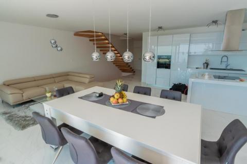 Дом Pobri, Opatija - Okolica, 250m2