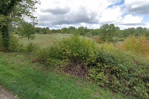 Niet bouwgrond Tinjan, 3.274m2