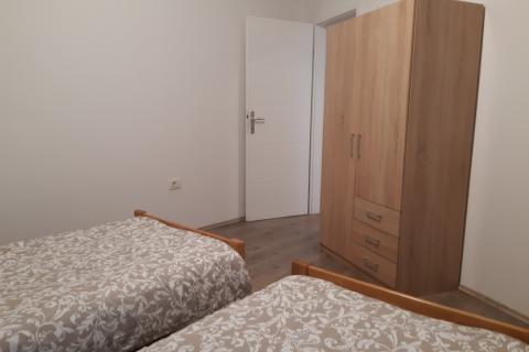 Istra, Pazin-okolica, stan za dugoročni najam s 4 spavaće sobe