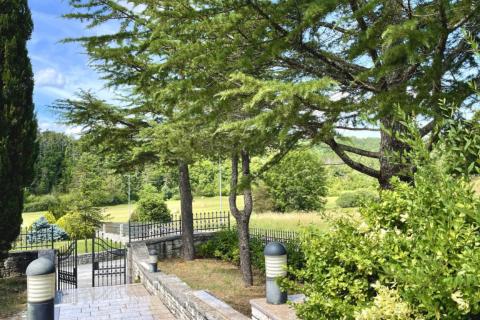 Istra, Pazin-okolica, stan za dugoročni najam s 4 spavaće sobe