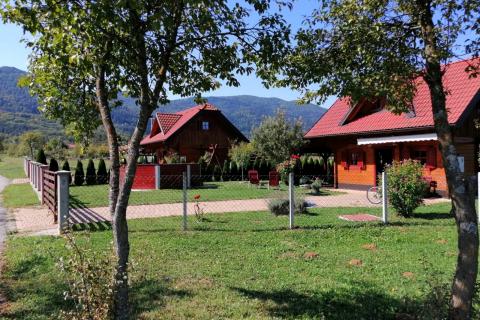 Casa Ličko Lešće, Otočac, 60m2