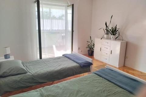 Poreč, Finida, lijep trosoban stan za najam