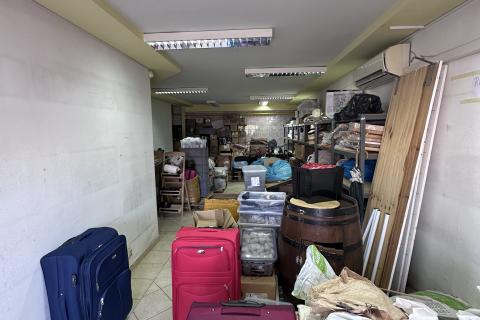 Istra, Pula, poslovni prostor u naselju Stoja