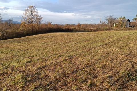 Terreno edificabile Tounj, 1.291m2