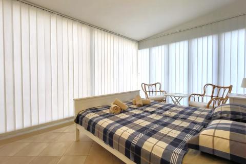 Istra, Umag, stan u prizemlju, 2.red do mora