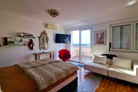 Condo/Apartment Novigrad, 108,39m2