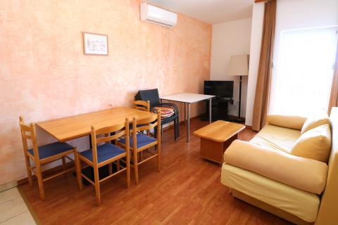 FUNTANA-stan 400 m do mora