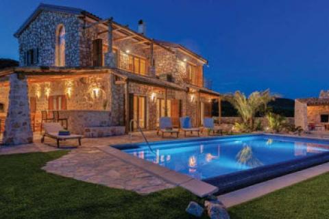 Kruševo, Karinsko More | Jedinstveno Zemljište za luksuzni kamp 32.000m2, 1.red  