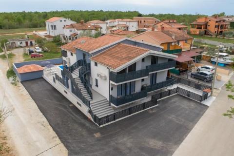 Casa Poreč okolica, Poreč, 700m2