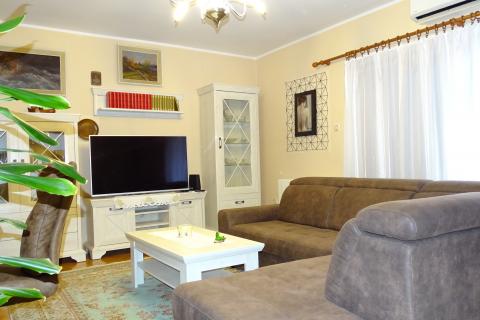 Casa Donja Vežica, Rijeka, 186m2