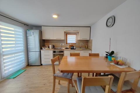 OTOK KRK,MALINSKA kamena kuća na prodaju 