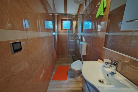 OTOK KRK,MALINSKA kamena kuća na prodaju 