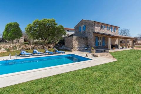 House Stranići kod Lovreča, Sveti Lovreč, 120m2