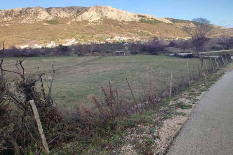 Niet bouwgrond Batomalj, Baška, 917m2