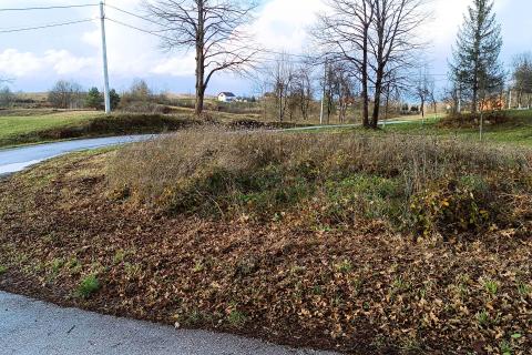 Stavbno zemljišče Donji Nikšić, Slunj, 1.575m2