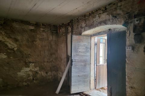 Istra, okolica Rovinja, Kanfanar, kamena kuća sa bazenom